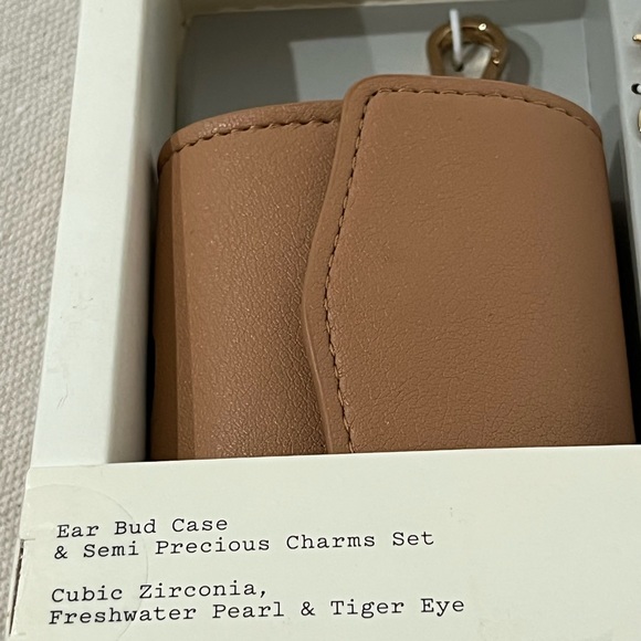 Clearance! ⚠️ NWT A New Day Caramel Ear Bud Case with Charm Set - Picture 2 of 9